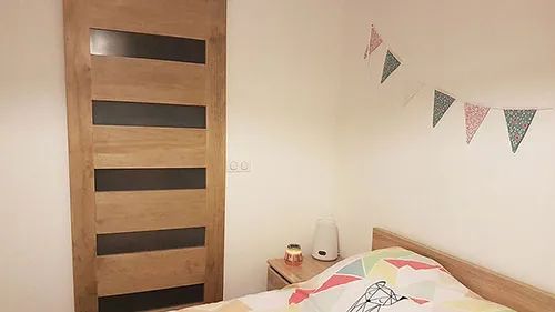 Miniature de Porte avec teinte Arova Ultra Moorfichte et Vivido Floor-Finish. (Bois, intérieur)